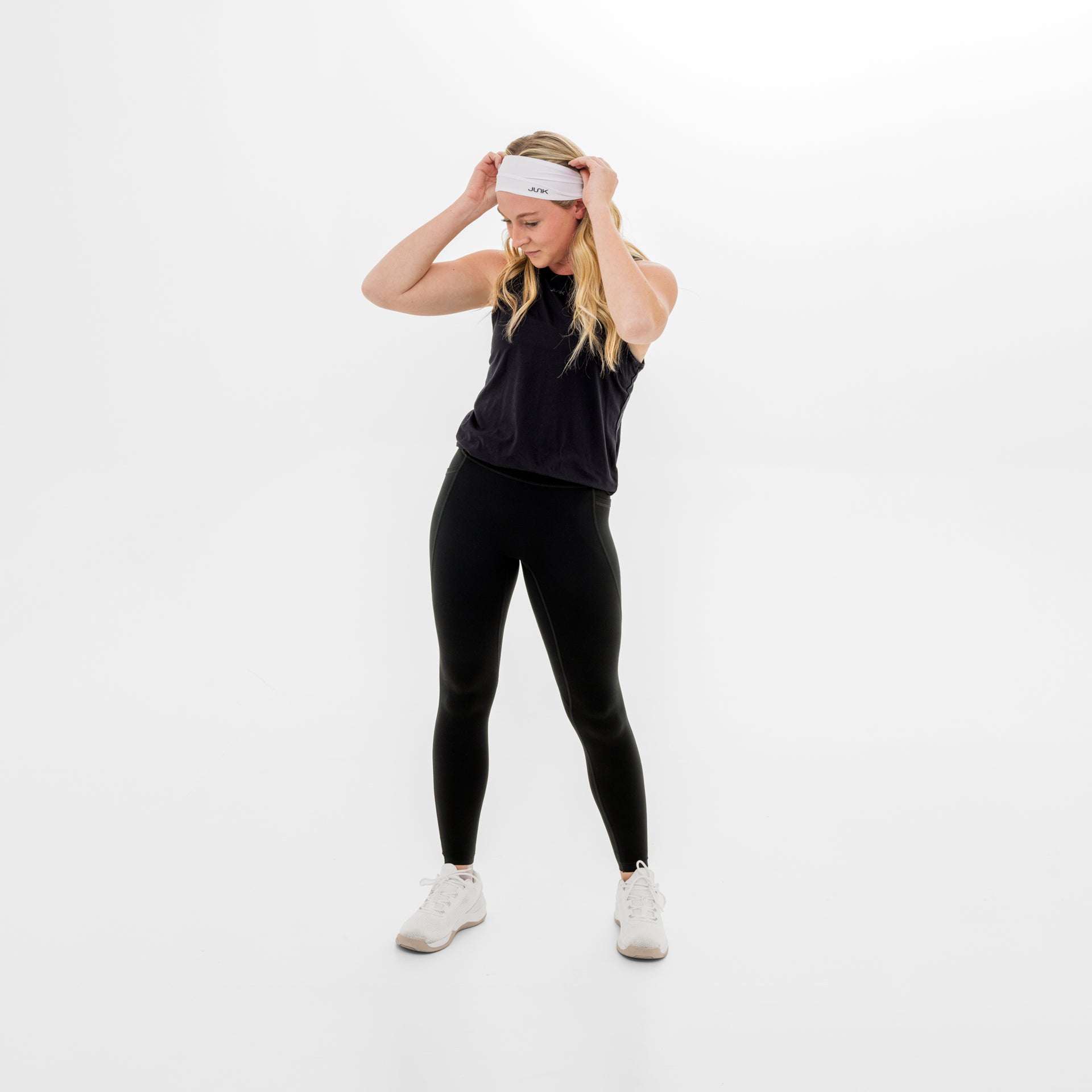 Women's Breakthrough Leggings: Obsidian - View 1