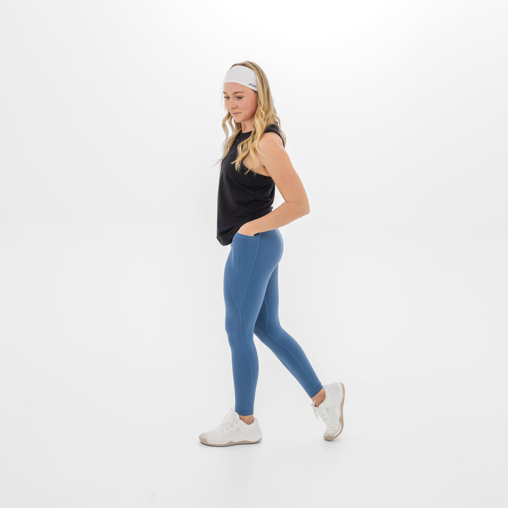 Women's Breakthrough Leggings: Harbor - View 1