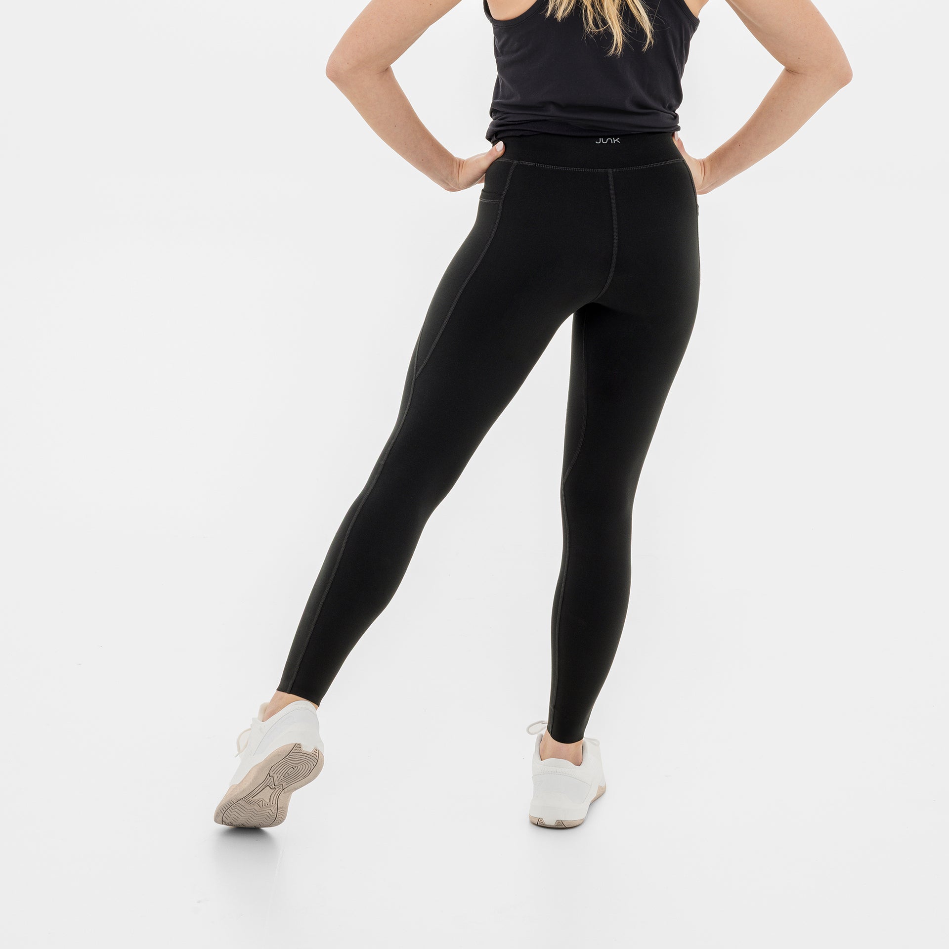 Women's Breakthrough Leggings: Obsidian - View 4