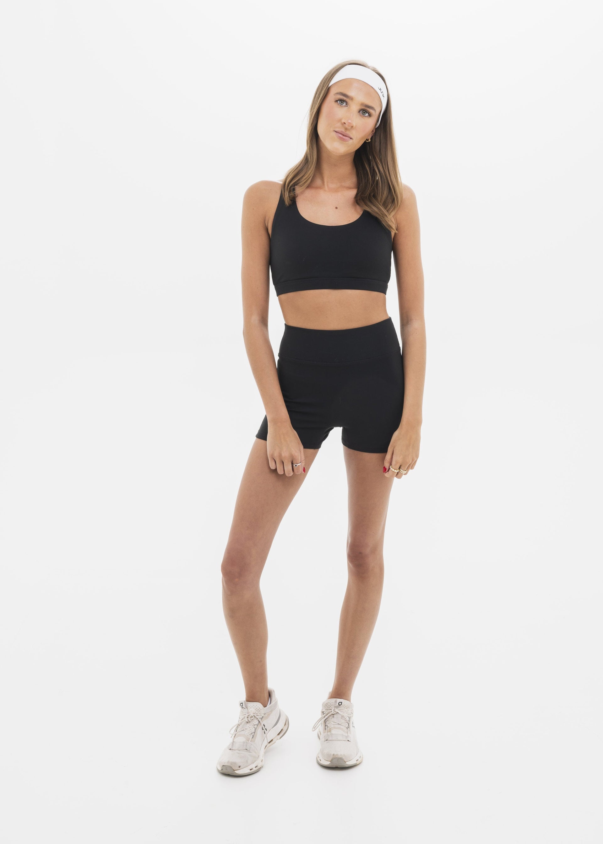 Women's Breakthrough High Rise Short 3": Obsidian - View 2