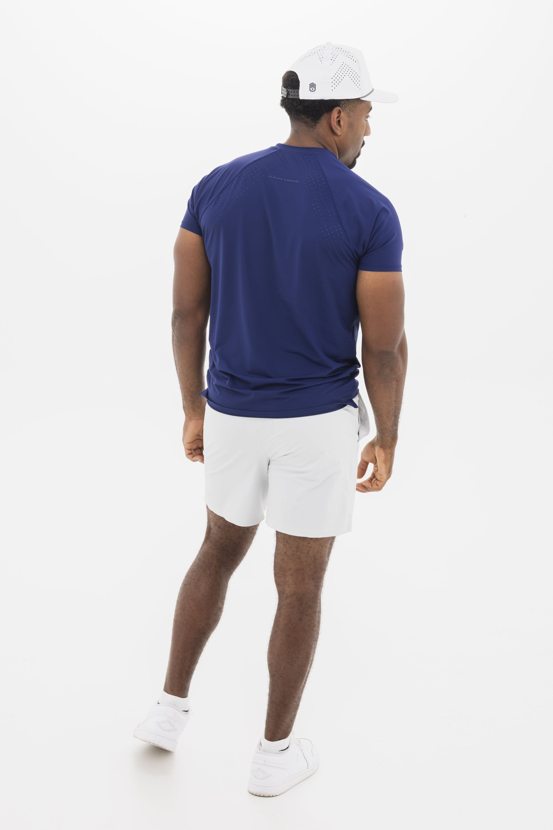Men's Breakthrough Training Tee: Ocean Cavern - View 3